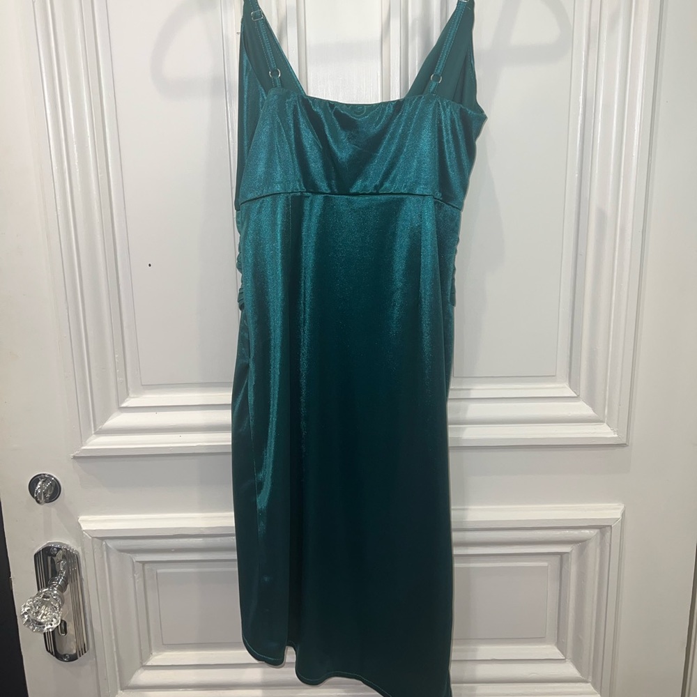 Emerald green twist front dress - new with tags - small - Picture 3 of 5